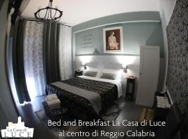 La casa di Luce – hotel w pobliżu miejsca Archaeological Museum - Riace Bronzes w mieście Reggio di Calabria