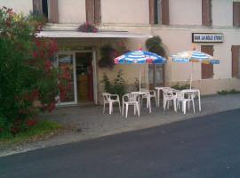 Hotel Bar Restaurant La Belle Etoile – hotel w mieście Saint-Androny