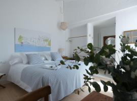 HOTEL ANHEL, hotel v destinaci Ferreries