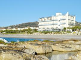 Capo Nettuno Hotel, hotel v destinácii Capo dʼOrlando