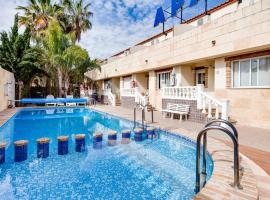 Apartamentos Atlas, serviced apartment in Torrevieja