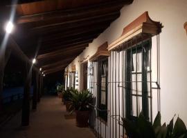 Lince Casa Rural – hotel w mieście El Rocío