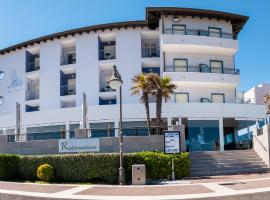 Hotel Nettuno, hotel in Old Town , Caorle