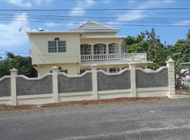 Barrianna Villa, hotel i nærheden af Hampden, Montego Bay