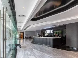 Luxury Onyx Penthouse with Sea Mountain Views by CTICC Cape Town