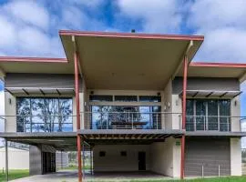 141 Providence Drive, Bowhill