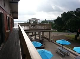 Lodge At Turkey Cove, hotel berdekatan Tasik Canyon, Canyon Lake