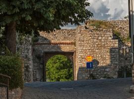 Upper Gate Apartments, hotel in Ohrid