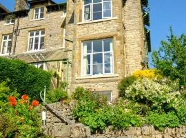 Corner Beech House