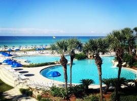 Edgewater Beautiful 2 bedroom 2 bath!, hotel de golf en Panama City Beach