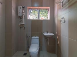 OYO 424 KK Inn Hotel, hotel in Ampang