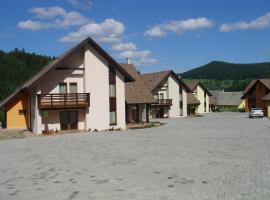 Complex Turistic Bucovina, hotel med parkering i Suceviţa