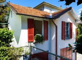Little Garden House
