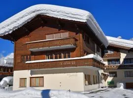 Monami Apartments Klosters, Bim Sportplatz