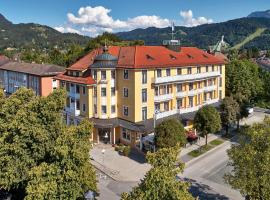 Hotel Vier Jahreszeiten, hotell i Garmisch-Partenkirchen