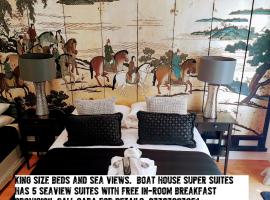 Boat House Super Suites, levný hotel v destinaci Rothesay