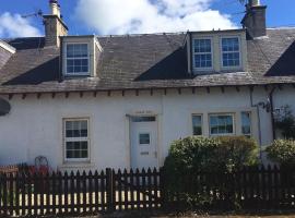 Herb Wood Cottage, hotel con parking en Hawick