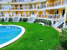 Parquemar VIII Solo Familias Serviplaya, Hotel in Platja de Xeraco