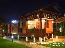 Homestay Segamat - Villa Seri Intan: Segamat şehrinde bir kulübe