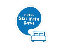 HOTEL SERI KOTA SATU, hotel cerca de Cascadas Kota Tinggi, Kota Tinggi