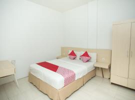 Hotel O Lapan Lapan, hotel with parking in Banjarmasin