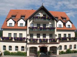 Goldener Hirsch, hotel en Burgthann