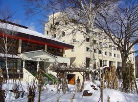 Hotel Sunbird, hotel i nærheden af Takaragawa Onsen, Minakami