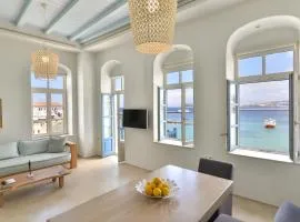 White Memories, seafront luxury apartment Mykonos