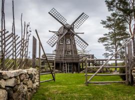 Windmill - Summer house, cabin sa Mõega