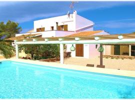 Casa Can Joan Guasch, hotel with pools in Sant Francesc Xavier