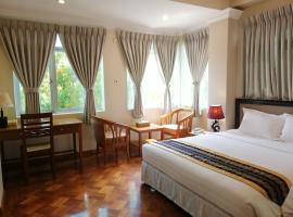 Grand Laurel Hotel, boutique hotel in Yangon