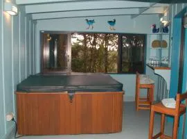 Kohinui Glade Holiday Cottage