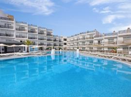 Palmanova Suites by TRH, beach hotel in Magaluf