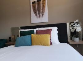 Home Place Apartments - Langon Sauternes، فندق رخيص في لانغون