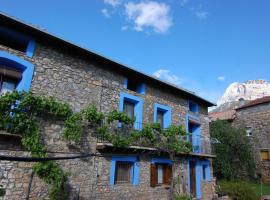 Apartamento El Fenal de Turmo Casa rural "El Capricho de Nieves", hotel di Laspuña