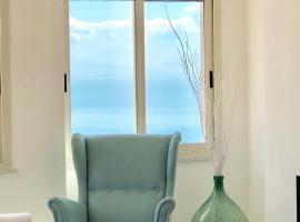 Sky House Amalfi Coast，斯卡拉的家庭式飯店
