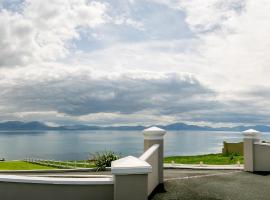 Ballyheigue Cliff Side and Sea View Apartment, hotel in Ballyheigue