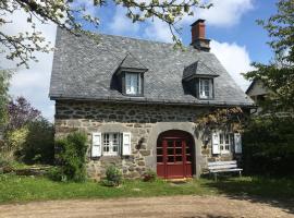 Chambres d’hôtes « Les sorbiers », hotel in Anglards-de-Salers