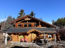 Le Gite de Briey, hotel near Chalais-Vercorin, Chalais