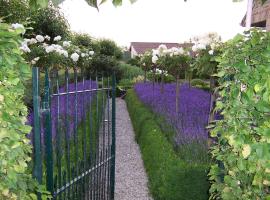 Vakantielogies Boerke Naas, holiday home in Bruges