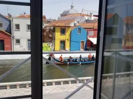 Flamingo's House - Beautiful View Over the Canal