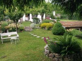 Bed and Breakfast Papillon, hotel v destinaci Perledo