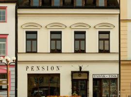 Pension na Starém náměstí，科內日諾河畔里赫諾夫的便宜飯店