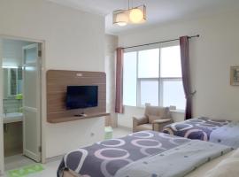 Ikiru to Live: Surabaya şehrinde bir otel