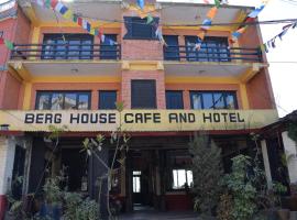 Berg House Cafe and Hotel, šeimos būstas mieste Nagarkot