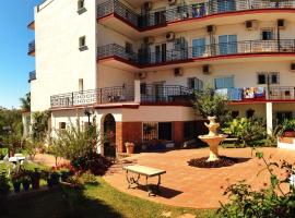 Hotel Carmen Teresa, hotel Torremolinosban