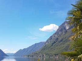 Chalet Lake Lugano, Vienna 18, hotel en Porlezza
