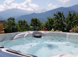 Vacances paradisiaques, hotell sihtkohas Savines-le-Lac