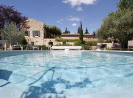 Le Mas du Père Jean, hotel com piscina em Roche-Saint-Secret