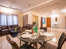 Blueberry Service Apartments, City Centre Mall, Hyderabad, hótel í nágrenninu